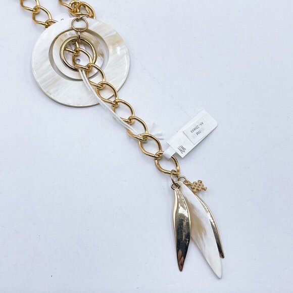 Akola Gold Chain Necklace With Mother-Of-Pearl Circle Pendant & Dangling Leaf Ch - Picture 3 of 8